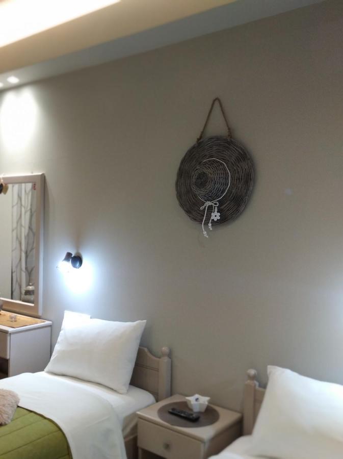 Maltezos Rooms Méthana Exteriér fotografie