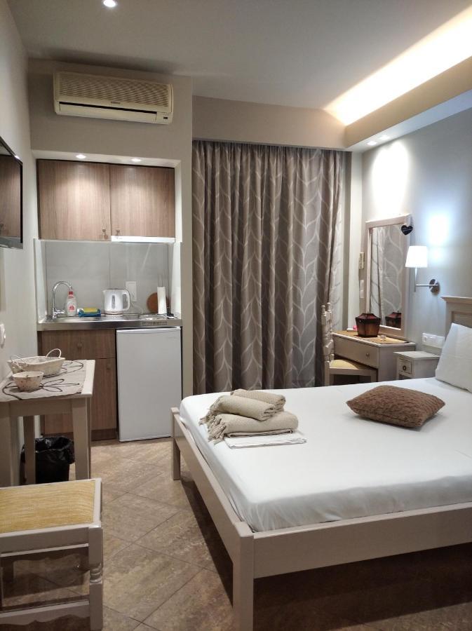 Maltezos Rooms Méthana Exteriér fotografie