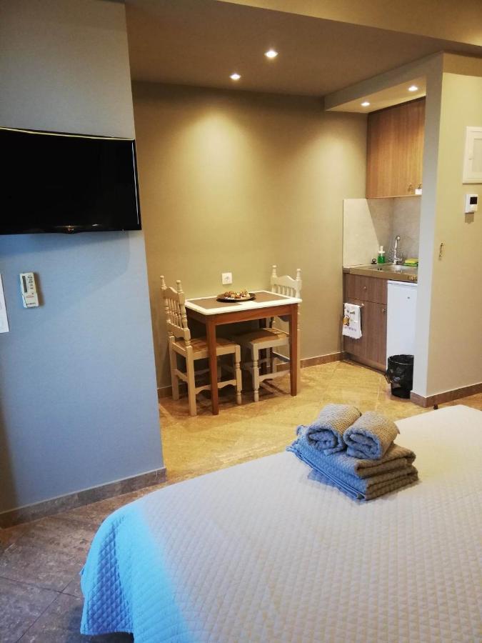 Maltezos Rooms Méthana Exteriér fotografie