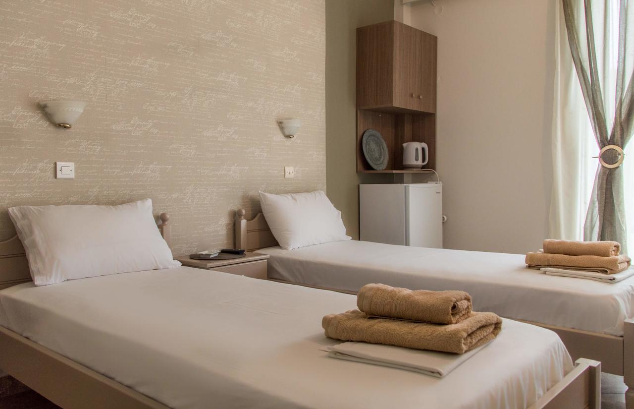 Maltezos Rooms Méthana Exteriér fotografie