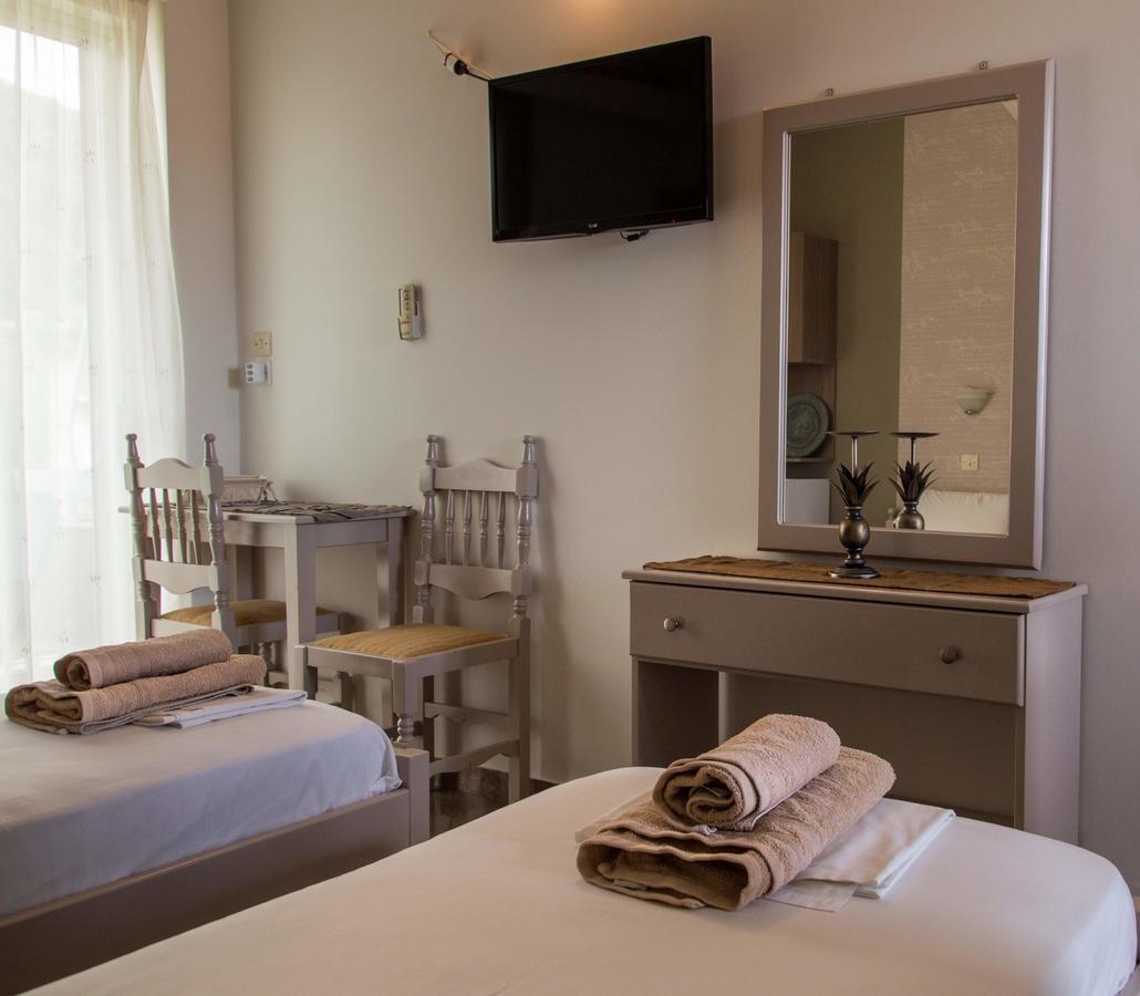 Maltezos Rooms Méthana Exteriér fotografie