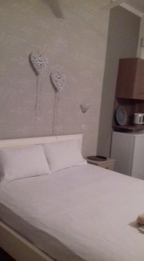Maltezos Rooms Méthana Exteriér fotografie