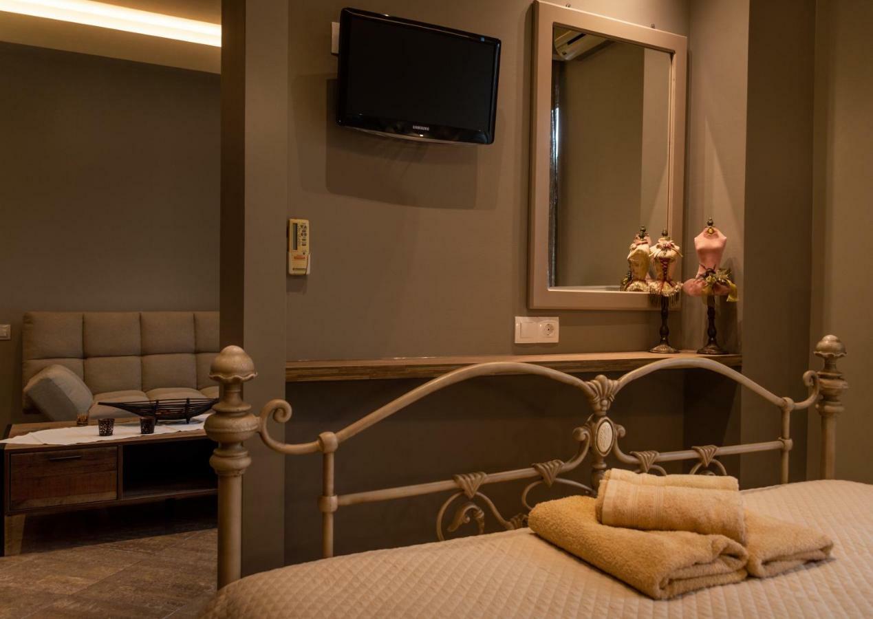 Maltezos Rooms Méthana Exteriér fotografie